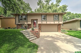 15934 Arbor Cir, Omaha, NE 68130
