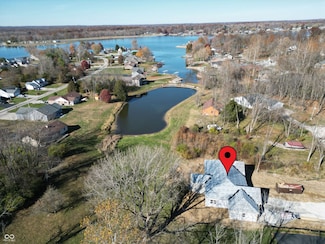 260 Patriots Landing Dr, Fillmore, IN 46128