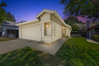7144 Heather Tree Dr, Sacramento, CA 95842