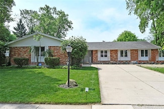2244 Berrycreek Dr, Dayton, OH 45440