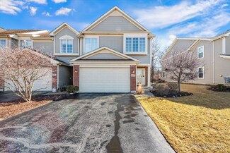 1177 W Lake Dr, Cary, IL 60013