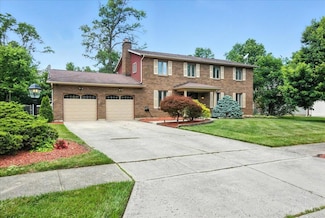 11421 Oakstand Dr, Cincinnati, OH 45240