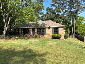 7338 Siamese St, Columbus, GA 31904