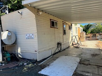 12960 Island Dr, Clearlake Oaks, CA 95423