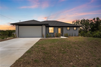 3404 38th St SW, Lehigh Acres, FL 33976