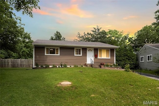 212 Nelda Ave, Saint Louis, MO 63122