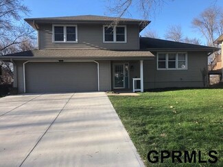 7240 Washington St, Omaha, NE 68127
