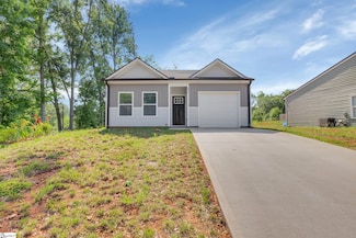 317 R C Thompson Rd, Chesnee, SC 29323