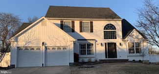 38 Country Squire Ln, Marlton, NJ 08053