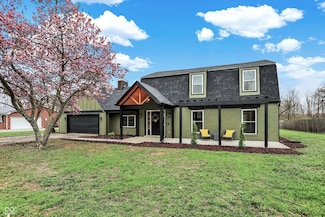 2103 Postmaster Ln, Greenfield, IN 46140