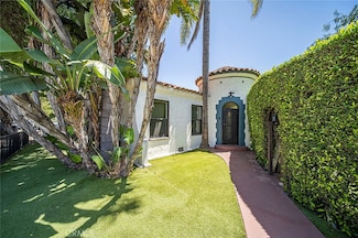 2200 Pine Ave, Long Beach, CA 90806
