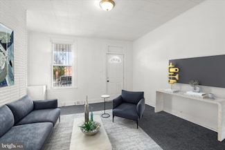 273 Mccurley St, Baltimore, MD 21229