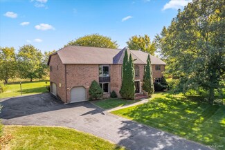 4N289 Venetian Way, Elburn, IL 60119