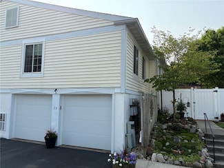 73 Greenway Blvd, Churchville, NY 14428