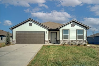 7909 SE 5th Terrace, Blue Springs, MO 64014