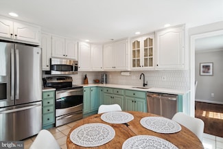 9536 Whetstone Dr, Montgomery Village, MD 20886