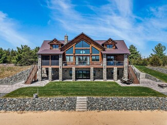 N8038 Copper Point Dr, New Lisbon, WI 53950