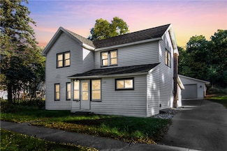 1105 Dodge St, Eau Claire, WI 54701