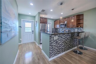 3501 NW 47th Ave Unit 614, Lauderdale Lakes, FL 33319