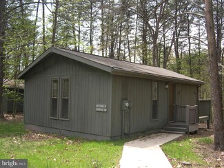 88 Conifer Ln, Hedgesville, WV 25427