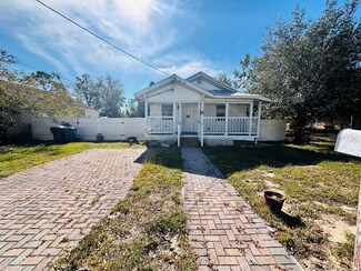 117 Briggs Ave, Lake Wales, FL 33853