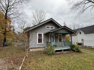1706 Jefferson Ave, Kalamazoo, MI 49006