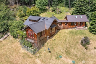 585 White Beach Rd, Eastsound, WA 98245