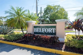 9522 N Belfort Cir, Tamarac, FL 33321