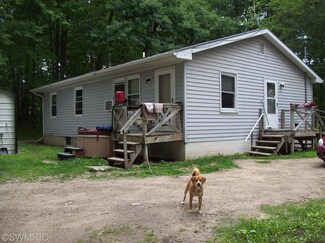 7469 N Deja Rd, Edmore, MI 48829