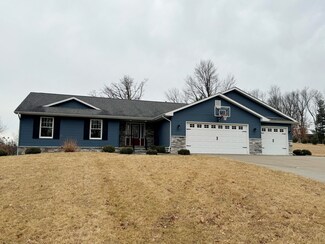 10231 Lakota Ct, Demotte, IN 46310