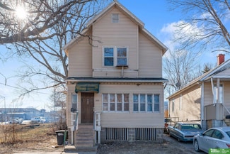 2411 Pacific St, Omaha, NE 68105