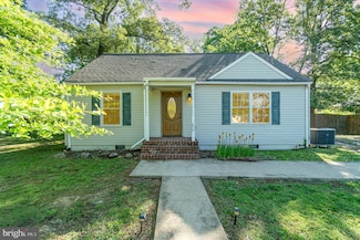 26 Randolph Rd, Fredericksburg, VA 22405