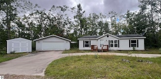 6664 Crystal, Johannesburg, MI 49751