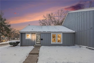 8044 Halsey St, Lenexa, KS 66215