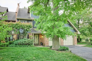 202 Country Ln Unit 202, Des Plaines, IL 60016