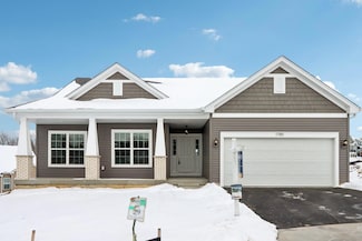 1785 La Salle St, Lake Geneva, WI 53147