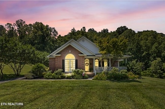 4151 Cave Springs Rd, Tazewell, TN 37879