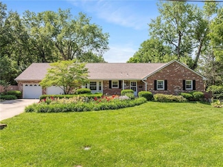 6717 W 69th St, Overland Park, KS 66204