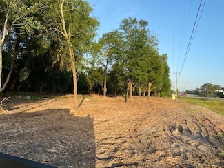 2427 S Patterson St, Valdosta, GA 31601