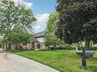 11535 57th Ave N, Plymouth, MN 55442