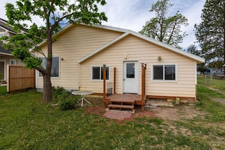 311 Patton St, Marsing, ID 83639