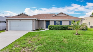 6142 NW Hopkins Ave, Port Saint Lucie, FL 34986