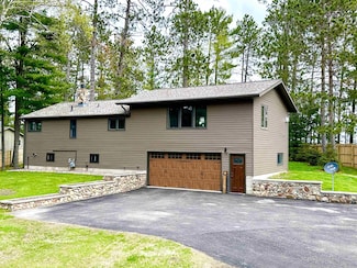 N11893 Pratt Rd, Elcho, WI 54428