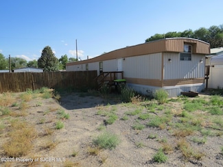 601 Meadowland St, Bloomfield, NM 87413