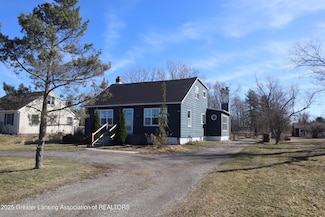 4632 N Michigan Rd, Dimondale, MI 48821