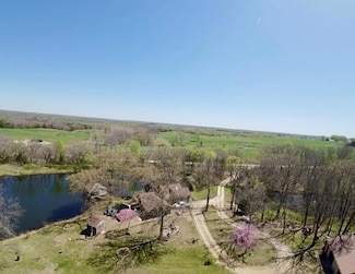 31025 203rd St, Leavenworth, KS 66048