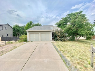 18272 E Crestline Cir, Centennial, CO 80015
