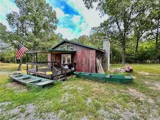 1640 U S 63, Houston, MO 65483