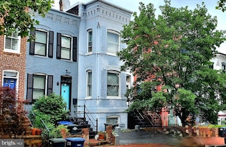 712 4th St SE, Washington, DC 20003