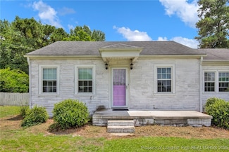 92 Nathan Dudley Rd, Clinton, NC 28328